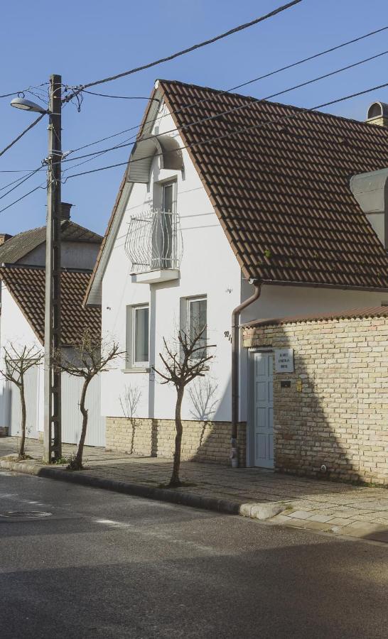 Raba92 Apartman House Exterior foto